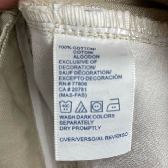 Tommy Hilfiger Jeans Khaki Cropped Pants Size 8 EUC - Picture 9 of 9